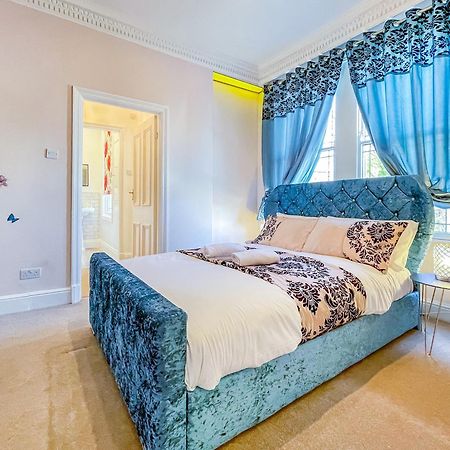 *Rf9Bc* For Your Most Relaxed & Cosy Stay + Free Parking + Free Fast Wifi * Leeds  Buitenkant foto