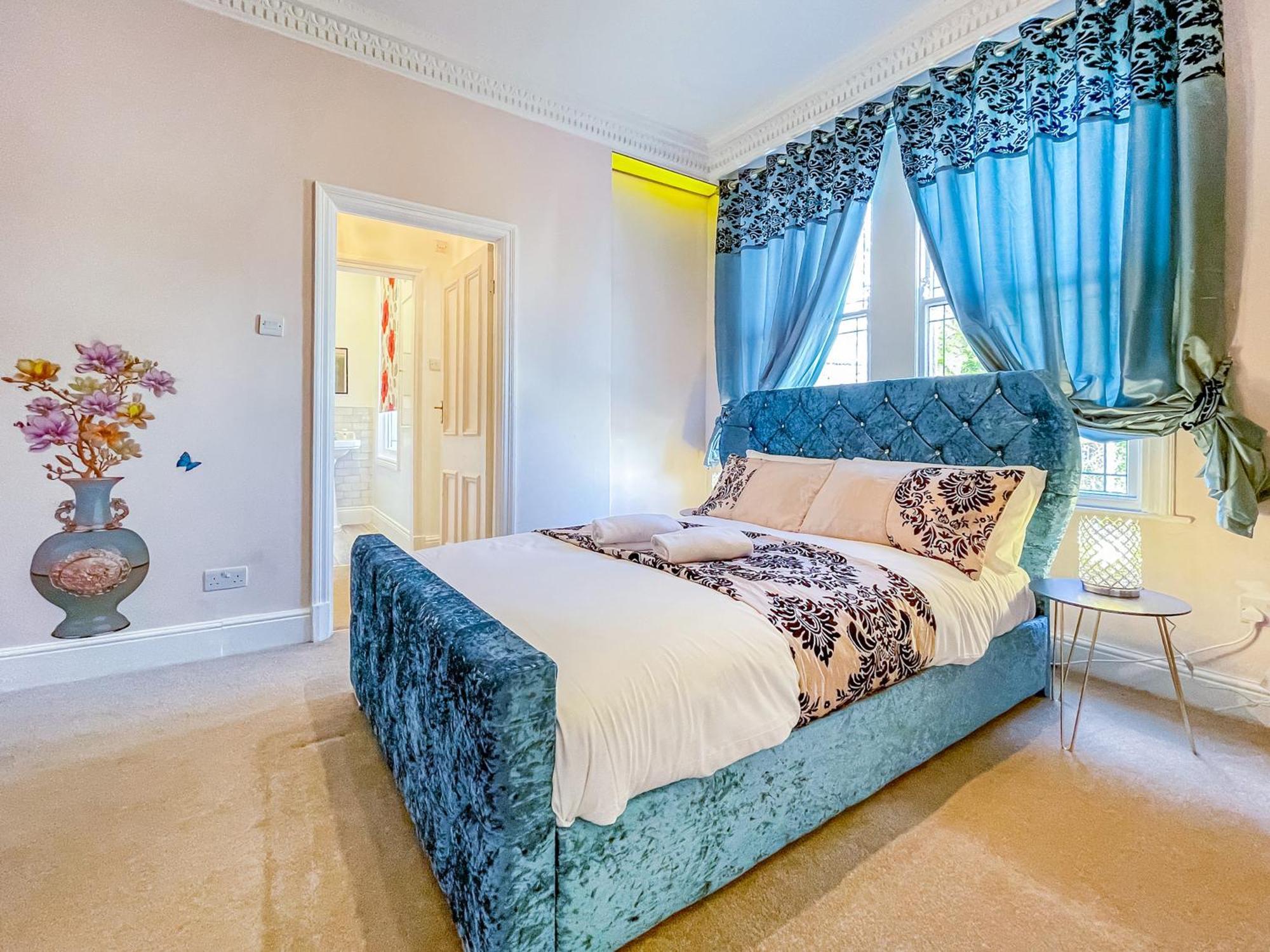 *Rf9Bc* For Your Most Relaxed & Cosy Stay + Free Parking + Free Fast Wifi * Leeds  Buitenkant foto